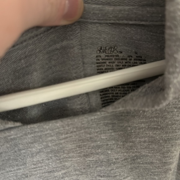 Gray pull over - Picture 2 of 5